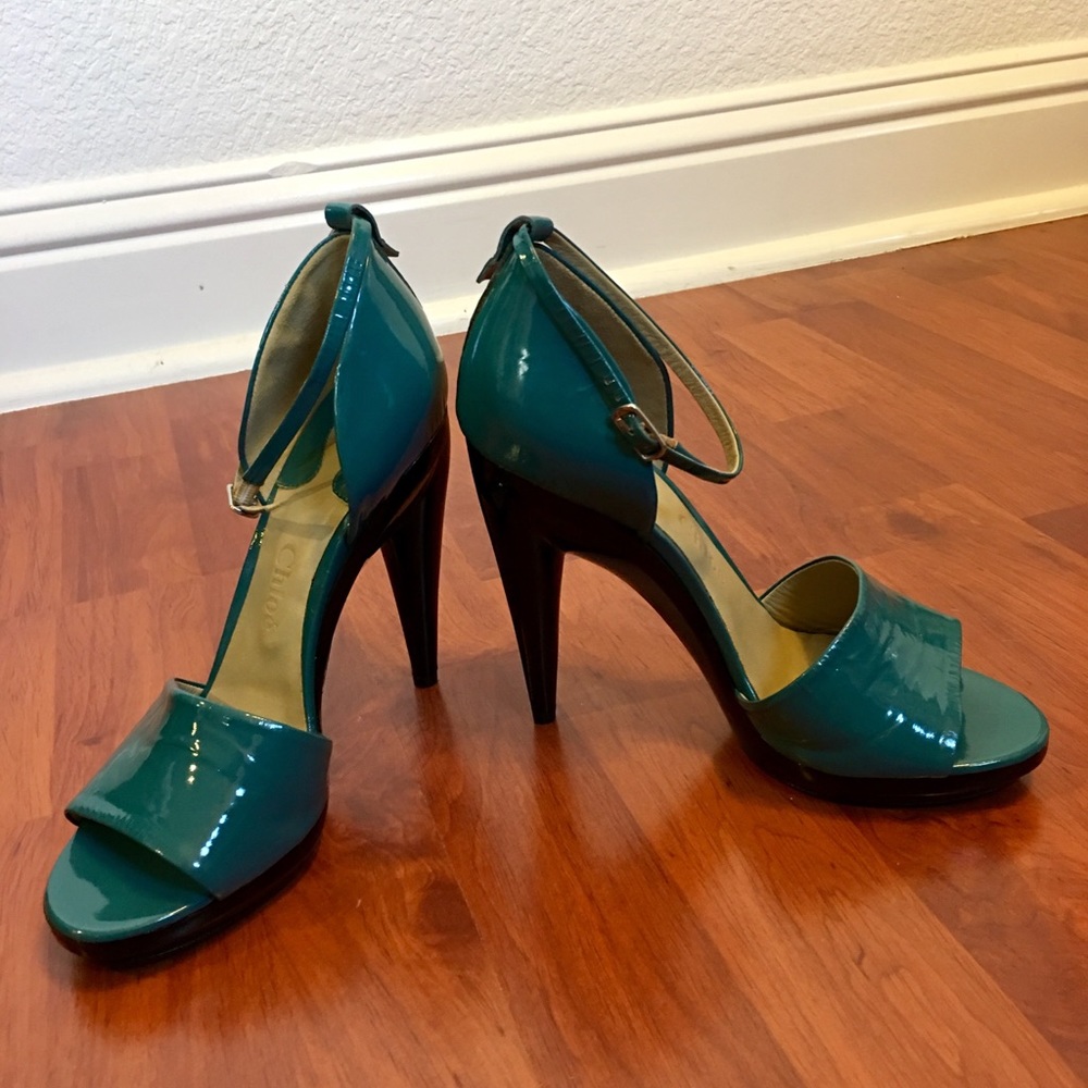 🎉HP🎉NWT Chloe Patent Leather Ankle Strap Sandals - Picture 9 of 14